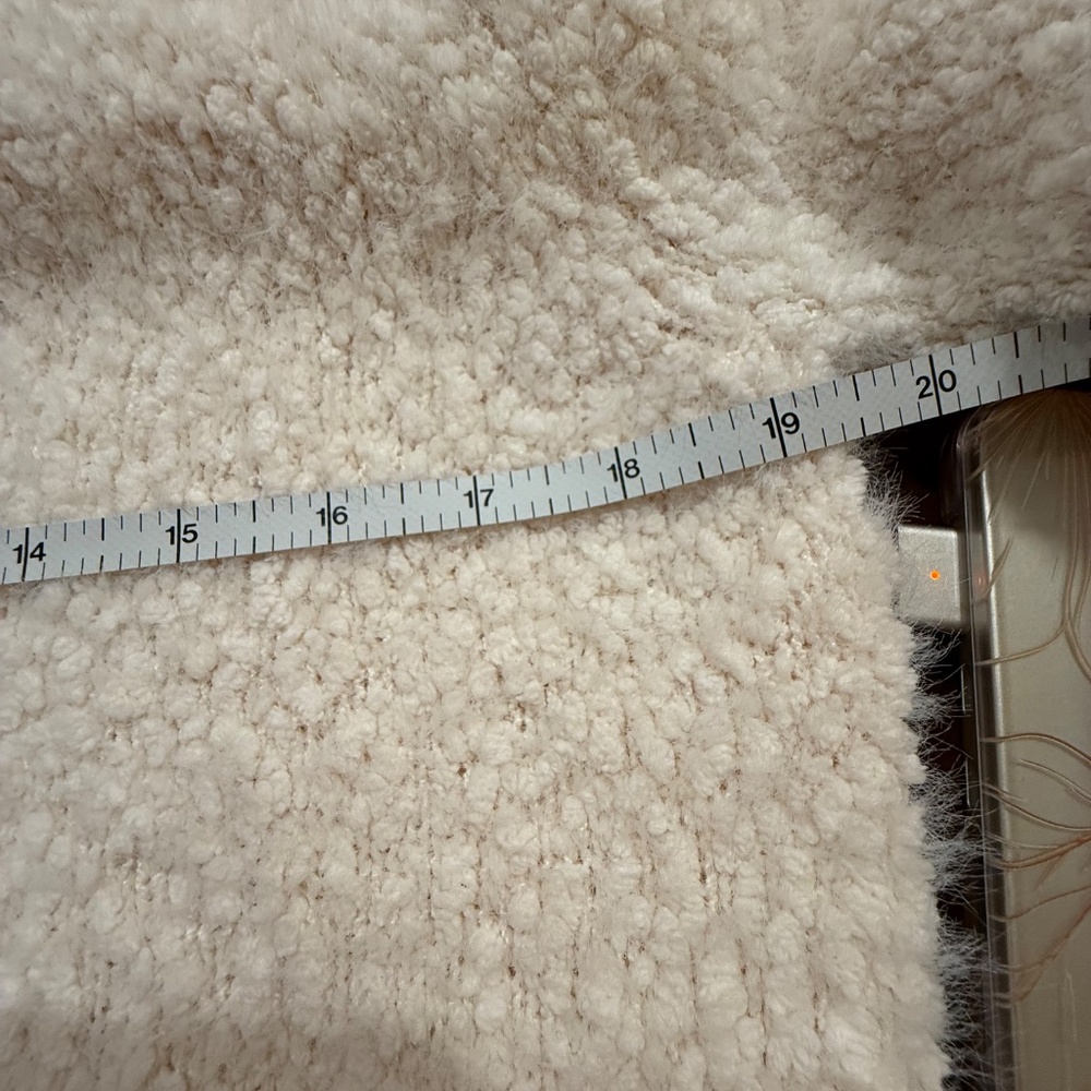 LIMITED TIME:  3 FOR $30 JONES NY PUFFY SWEATER, MEDIUM - Picture 4 of 8